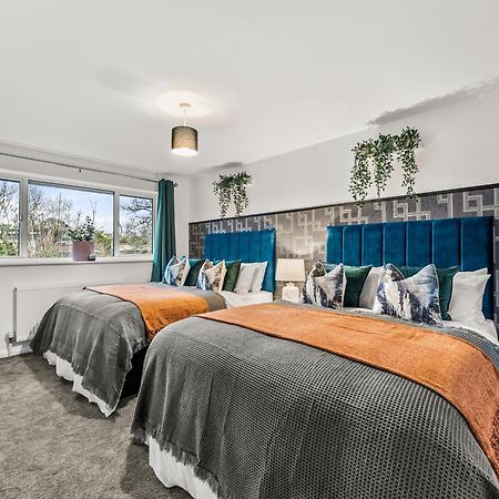 Elegant Retreat In Cheltenham - Garden & Parking Included Exterior foto