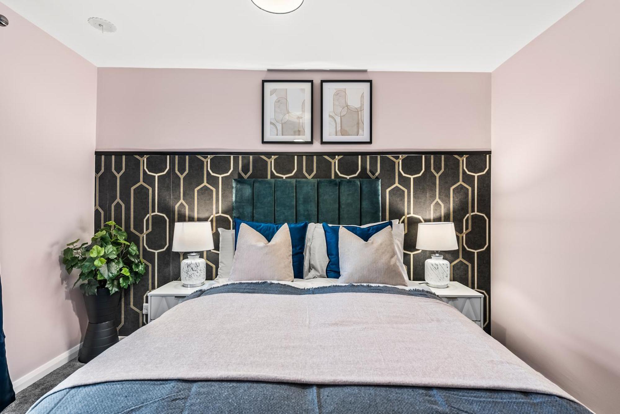 Elegant Retreat In Cheltenham - Garden & Parking Included Exterior foto