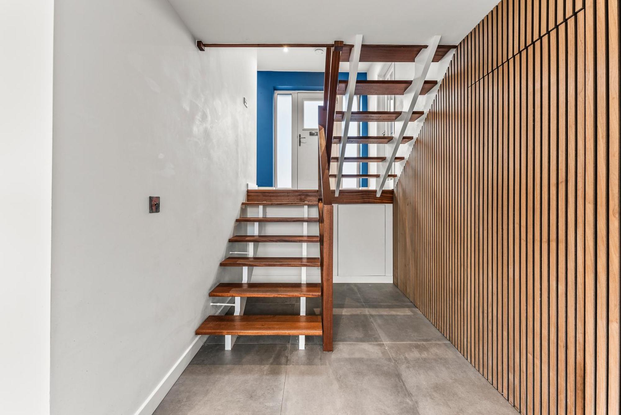 Elegant Retreat In Cheltenham - Garden & Parking Included Exterior foto